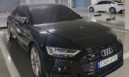 Audi S8 (D5) 4.0 TFSI Quattro LWD