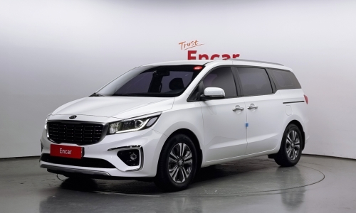 Kia Carnival luxury