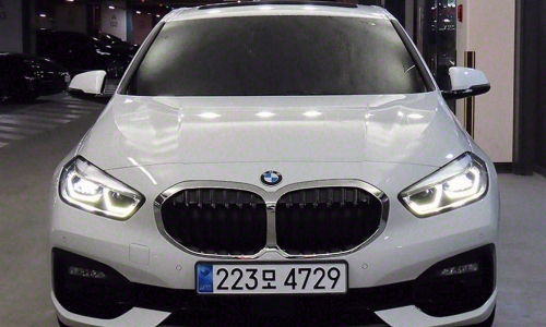 BMW 1 series (F40) 118d Sports