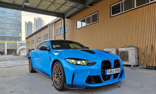 BMW M4 CS xDrive