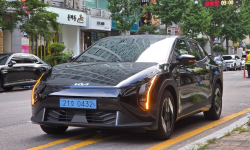 KIA EV4